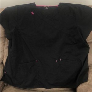 NWOT Scrubstar 3x scrub top. Black/pink.